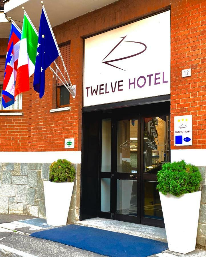 Twelve Hotel Moncalieri Luaran gambar